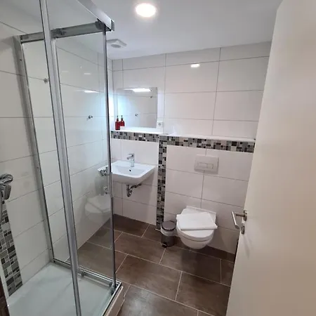 Bistro Zur Linde Hotel 3*